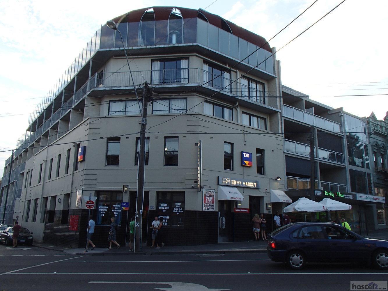 ซัมเมอร์ เฮาส์ แบคแพคเกอร์ เมลเบิร์น Hostel ภายนอก รูปภาพ