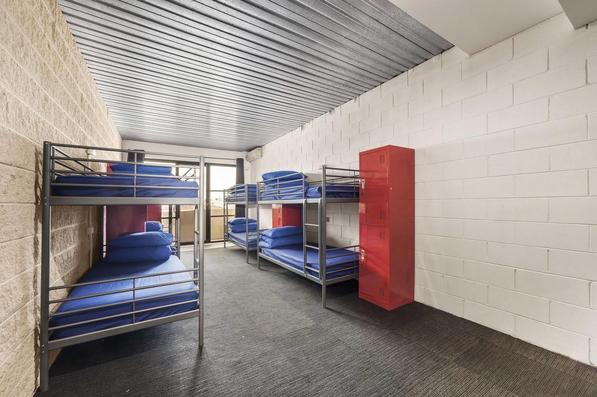 ซัมเมอร์ เฮาส์ แบคแพคเกอร์ เมลเบิร์น Hostel ภายนอก รูปภาพ