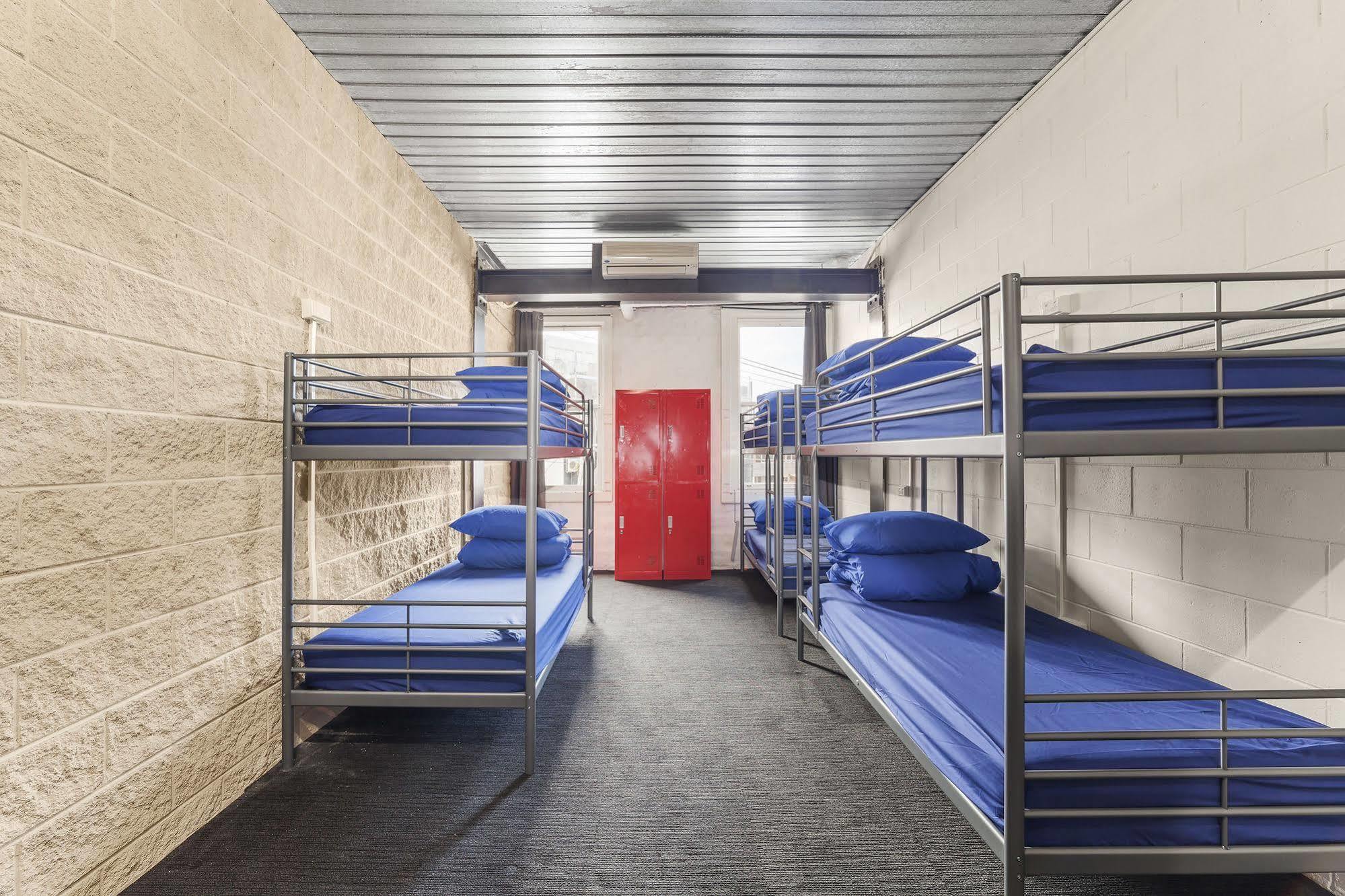 ซัมเมอร์ เฮาส์ แบคแพคเกอร์ เมลเบิร์น Hostel ภายนอก รูปภาพ
