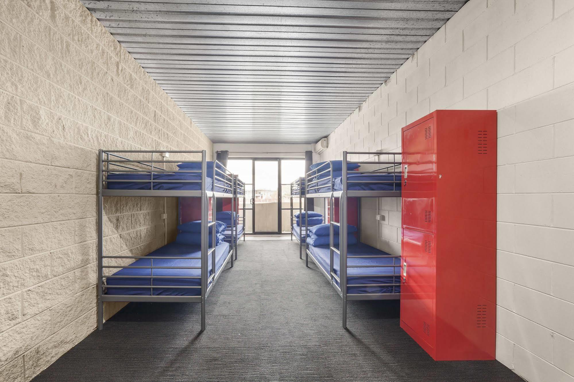 ซัมเมอร์ เฮาส์ แบคแพคเกอร์ เมลเบิร์น Hostel ภายนอก รูปภาพ